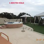 Vista Apartment *